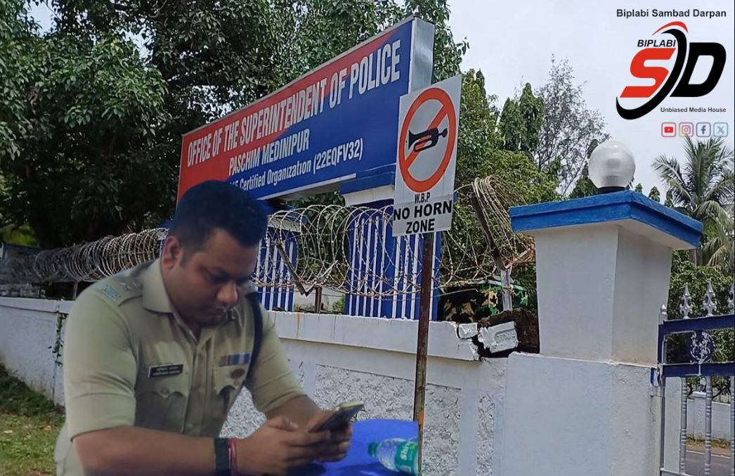 বদলি হলো পশ্চিম মেদিনীপুর জেলায় ৬ জন অফিসার ইনচার্জ (ওসি) সহ ১২ জন জন পুলিশ অফিসারেরা!