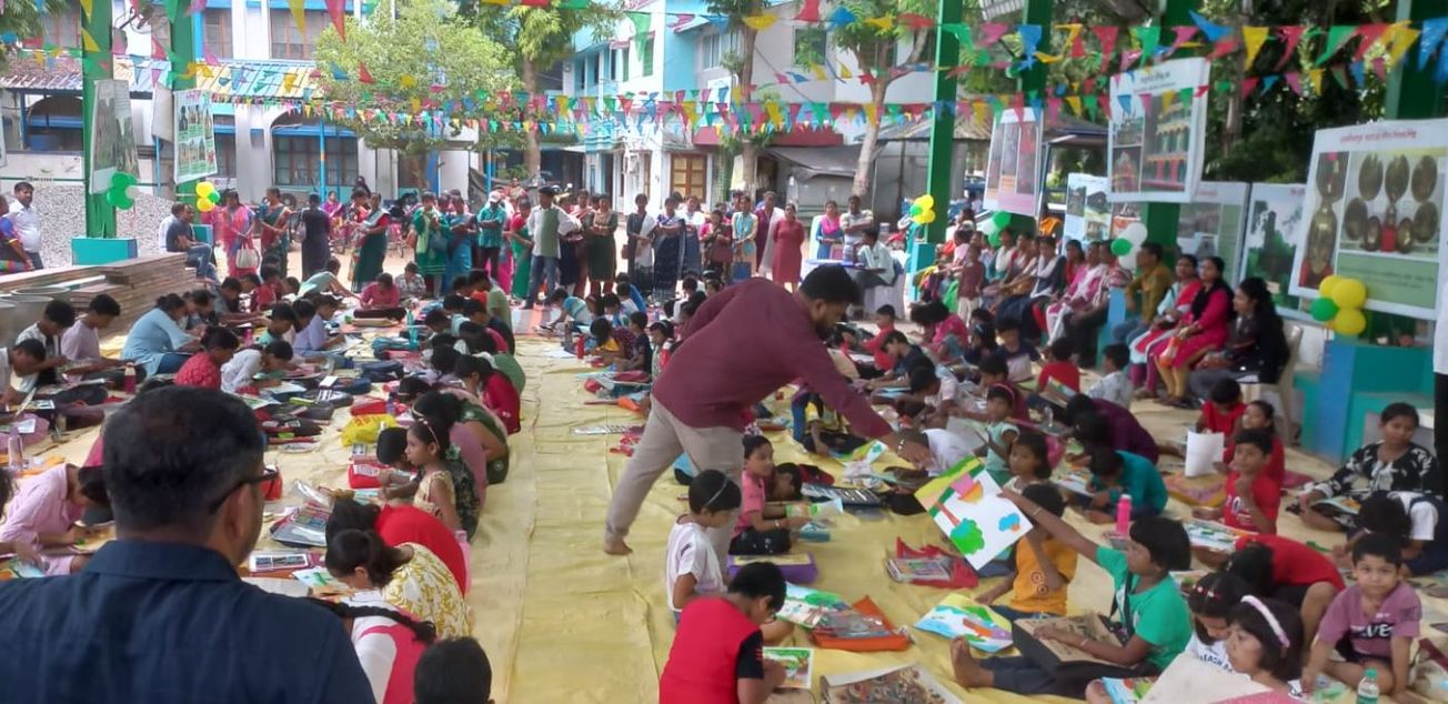 ঘাটাল মহকুমা শাসকের কার্যালয়ের অনুষ্ঠিত হলো সারা পশ্চিমবাংলায় ছবি আঁকো প্রতিযোগিতা!