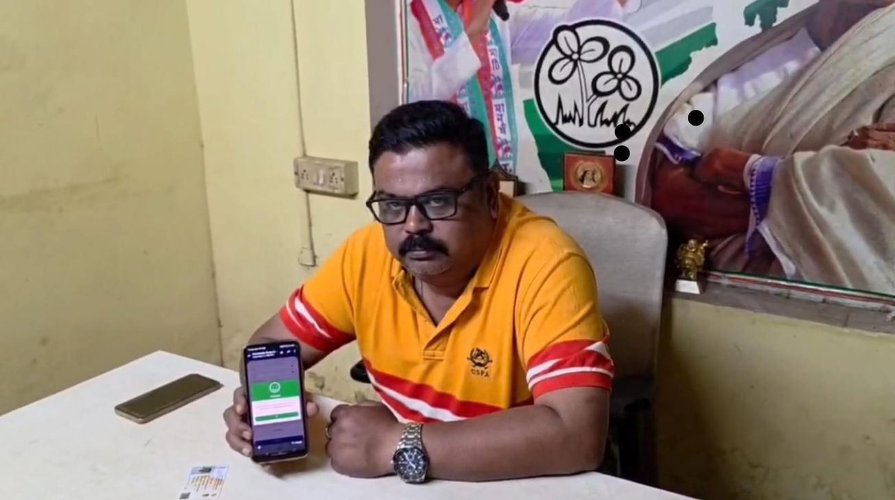 ভোট দিলেন,তবু তালিকায় নেই নাম! ইনিউমারেশন ফর্ম না পেয়ে ক্ষুব্ধ মেদিনীপুরের প্রসেনজিৎ চক্রবর্তী...