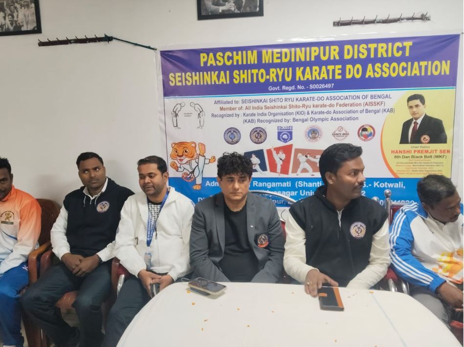 খড়্গপুর সেরসা স্টেডিয়ামে ক্যারাটের টেকনিকেল সেমিনার!