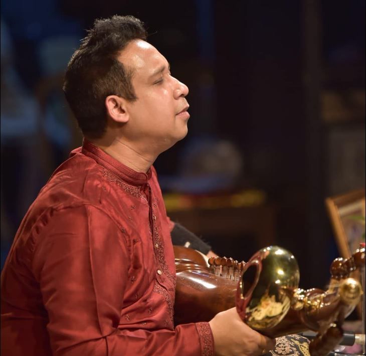 বিখ্যাত সঙ্গীতজ্ঞ সঙ্গীতশিল্পী সিরাজ আলী খানের বাংলাদেশের ভয়ঙ্কর স্মৃতি আতঙ্ক হয়ে মনে গেঁথে গিয়েছে!