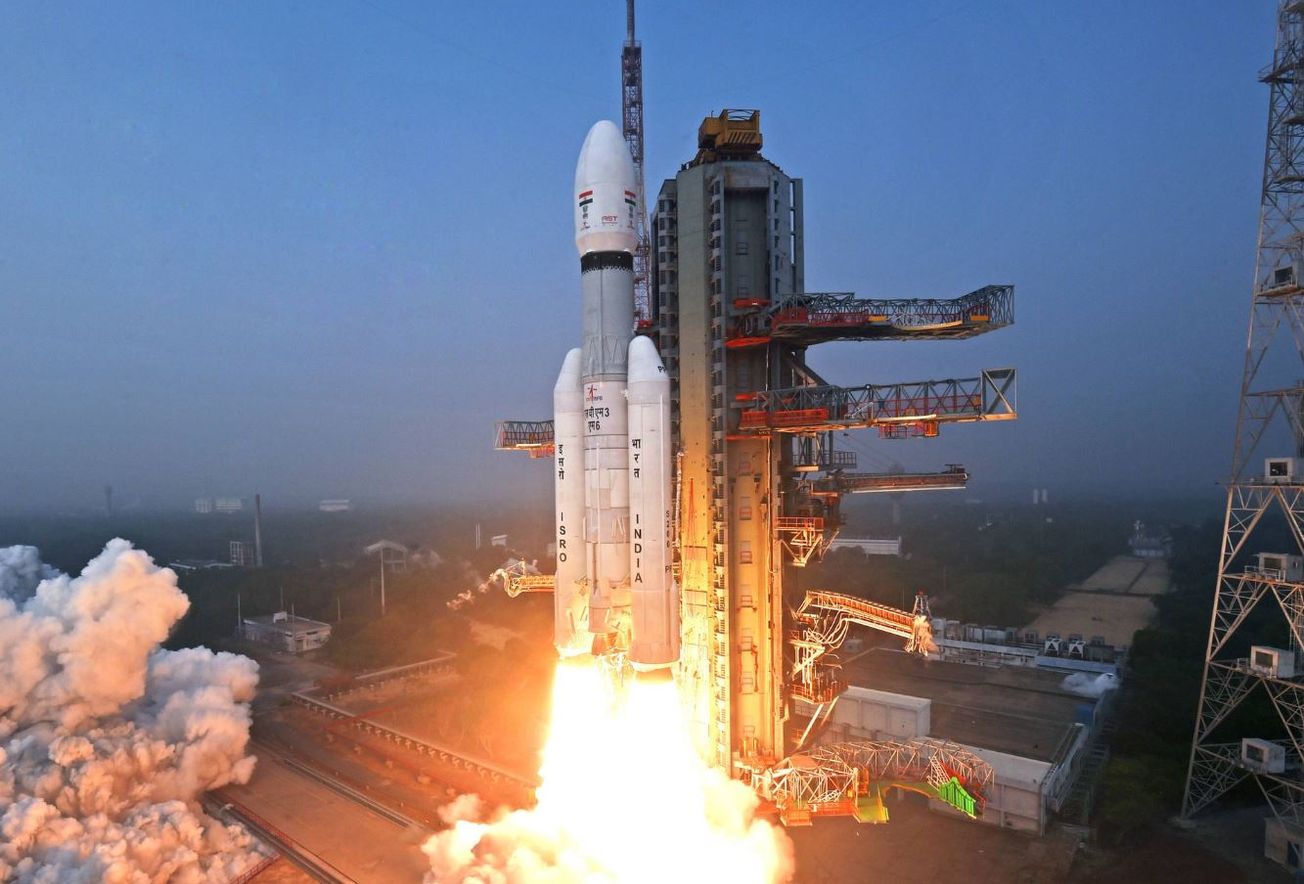 মহাকাশে উড়ে গেল ৬০০০ কেজির  ভারতের ‘বাহুবলী’ রকেট!