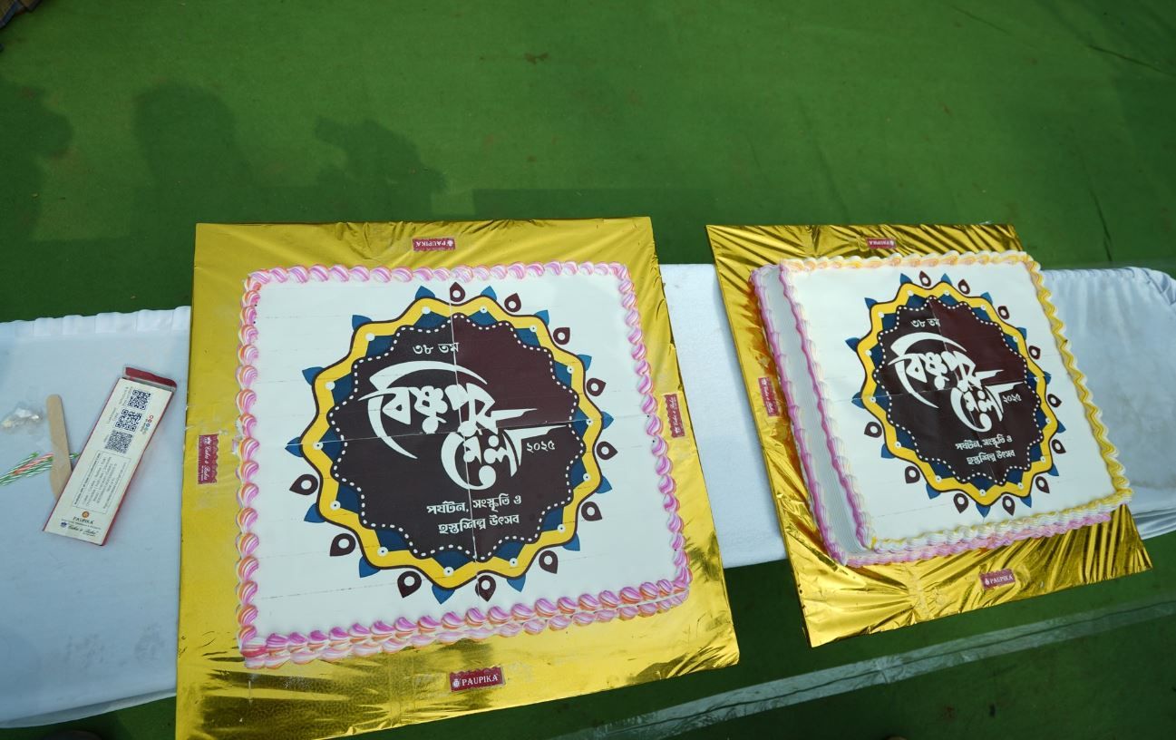 বিষ্ণুপুর মেলায় বাংলাদেশি শিল্পীদের ঘিরে তুমুল বিতর্ক!