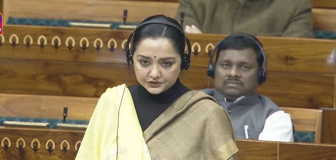 দাঁতন স্টেশনে জগন্নাথ এক্সপ্রেসের পুনরায় দাঁড় করানোর জন্য সংসদে প্রশ্নোত্তর পর্বে তুলে ধরলেন মেদিনীপুর লোকসভার সাংসদ জুন মালিয়া!