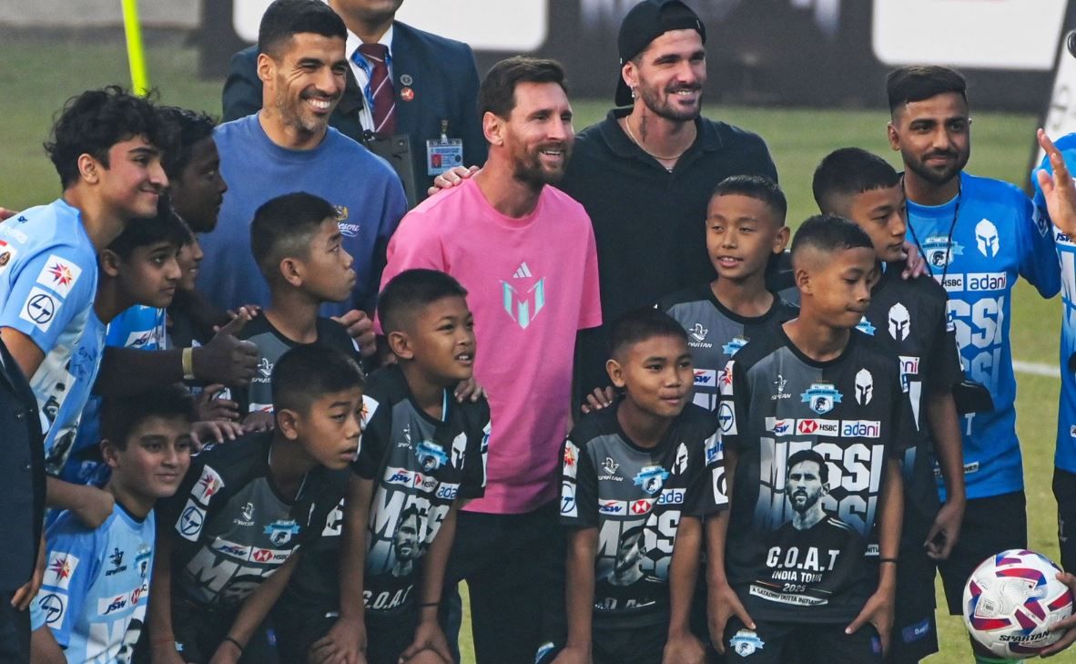 হায়দরাবাদ, মুম্বইয়ের পর দিল্লিতেও মেসির সুশৃঙ্খল অনুষ্ঠান!