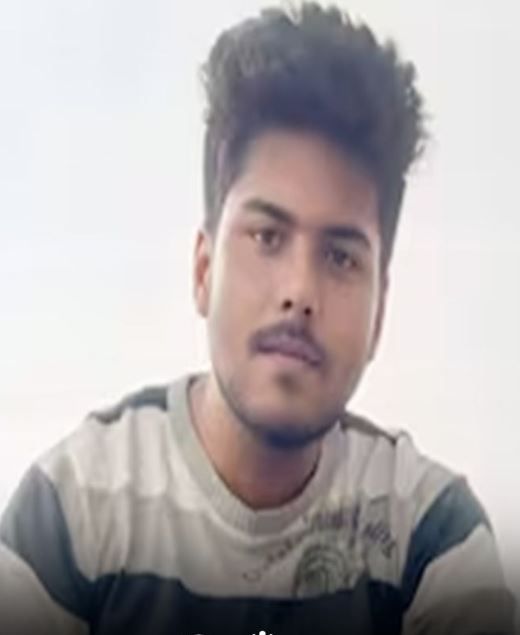 বাংলাদেশের নওগাঁ জেলায় নিখোঁজ থাকার সাত দিন পর এক হিন্দু কলেজ পড়ুয়ার মৃতদেহ!