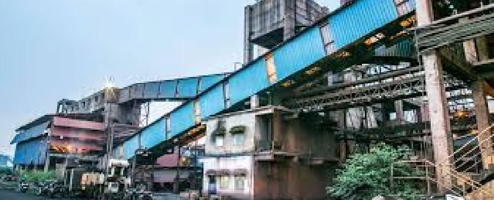 ঝাড়গ্রামে আয়কর কারখানায় হানা  রাত পর্যন্ত চলল  ইডির তল্লাশি!