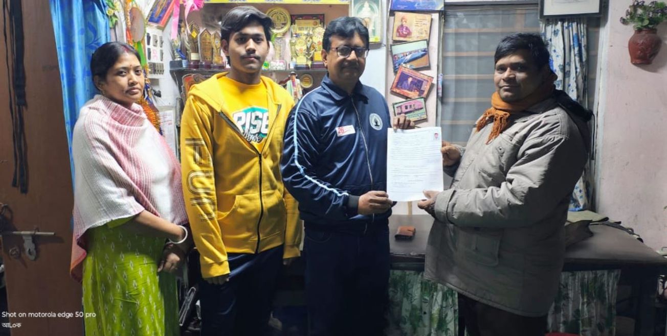 জন্মদিনে মরনোত্তর দেহদানের অঙ্গীকার করলেন যোগ প্রশিক্ষক আলোক কুমার পাল!