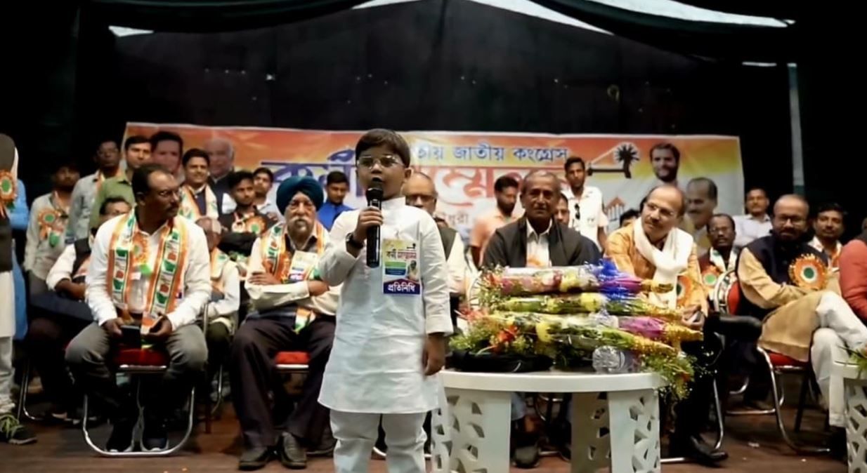 রাজনীতির মঞ্চে খুদে চমক—মুর্শিদাবাদ-এর শিশুবক্তার স্পষ্ট ভাষণে তোলপাড়!