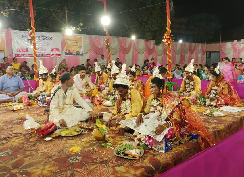 খড়্গপুরে মানবিক উদ্যোগের দৃষ্টান্ত স্থাপন করল স্বল্প প্রচেষ্টা ও সৃজনী যুব কল্যাণ সমিতির!