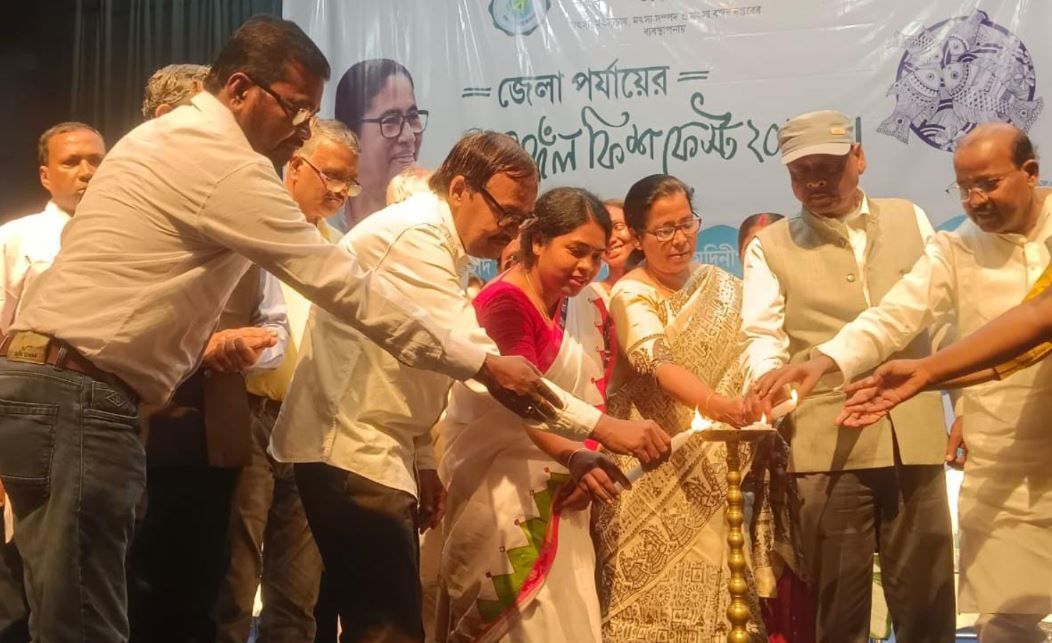 মেদিনীপুরে ‘বেঙ্গল ফিশ ফেস্ট ২০২৬’—মাছের উৎসবে ভিড়, ঐতিহ্য ও অর্থনীতির বার্তা একসঙ্গে!