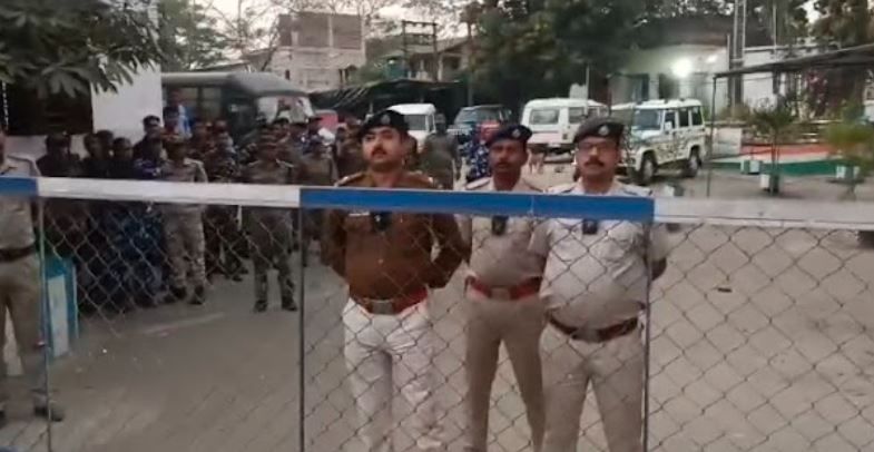 ময়নায় উত্তেজনা—বিজেপি নেতা উত্তম সিং গ্রেফতার ঘিরে থানার সামনে বিক্ষোভ, তোপ শুভেন্দু অধিকারীর!