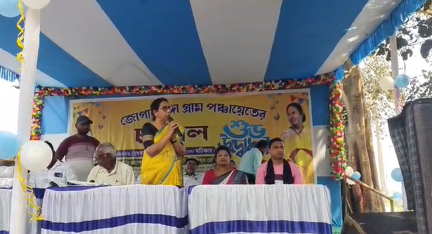 দীর্ঘ প্রতীক্ষার অবসান: হুমগড়ের পাথরবেড়িয়াতে শিলাবতীর উপর কংক্রিট চাতাল উদ্বোধন!