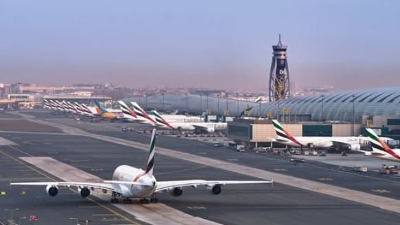 ইরানের ক্ষেপণাস্ত্র হামলায় Dubai International Airport-এর একটি কনকোর্স ক্ষতিগ্রস্ত হয়েছে বলে বিমানবন্দর কর্তৃপক্ষের সরকারি বিবৃতি!