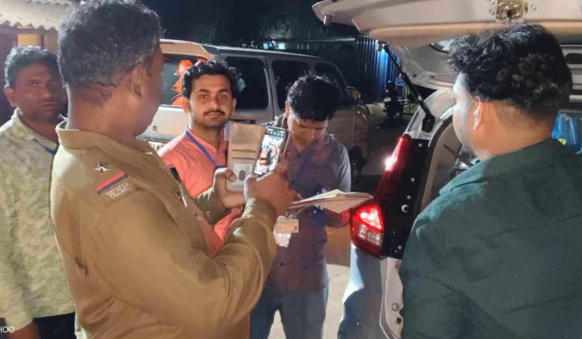 ভোটের আগে কড়া নিরাপত্তা বলয়ে খড়্গপুর, জোরদার নাকা চেকিংয়ে তৎপর পুলিশ-প্রশাসন!