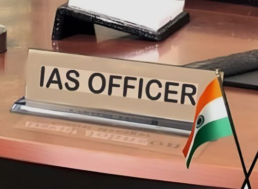 ভোটের দায়িত্বে ভিনরাজ্যে আরও ৬ আইএএস, তামিলনাড়ুতে পাঠাল নির্বাচন কমিশন!