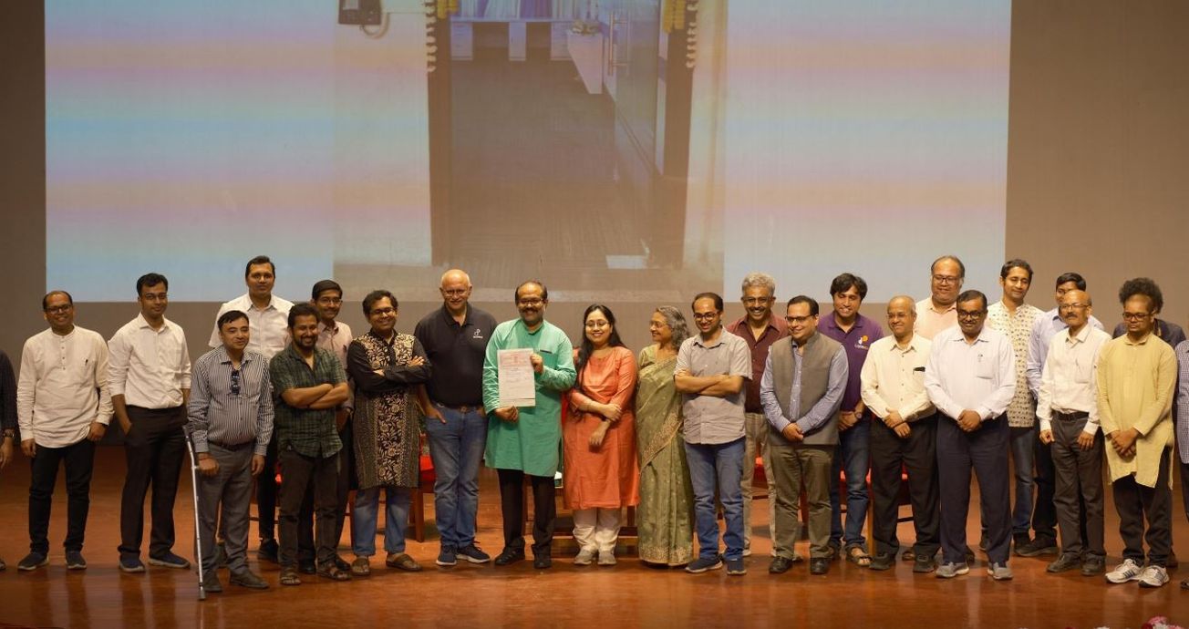 আইআইটি খড়গপুরে ১০ কোটি টাকার এআই ইনোভেশন ল্যাব: প্রাক্তন ছাত্র আনন্দ দেশপাণ্ডের বড় উদ্যোগে নতুন দিগন্ত!