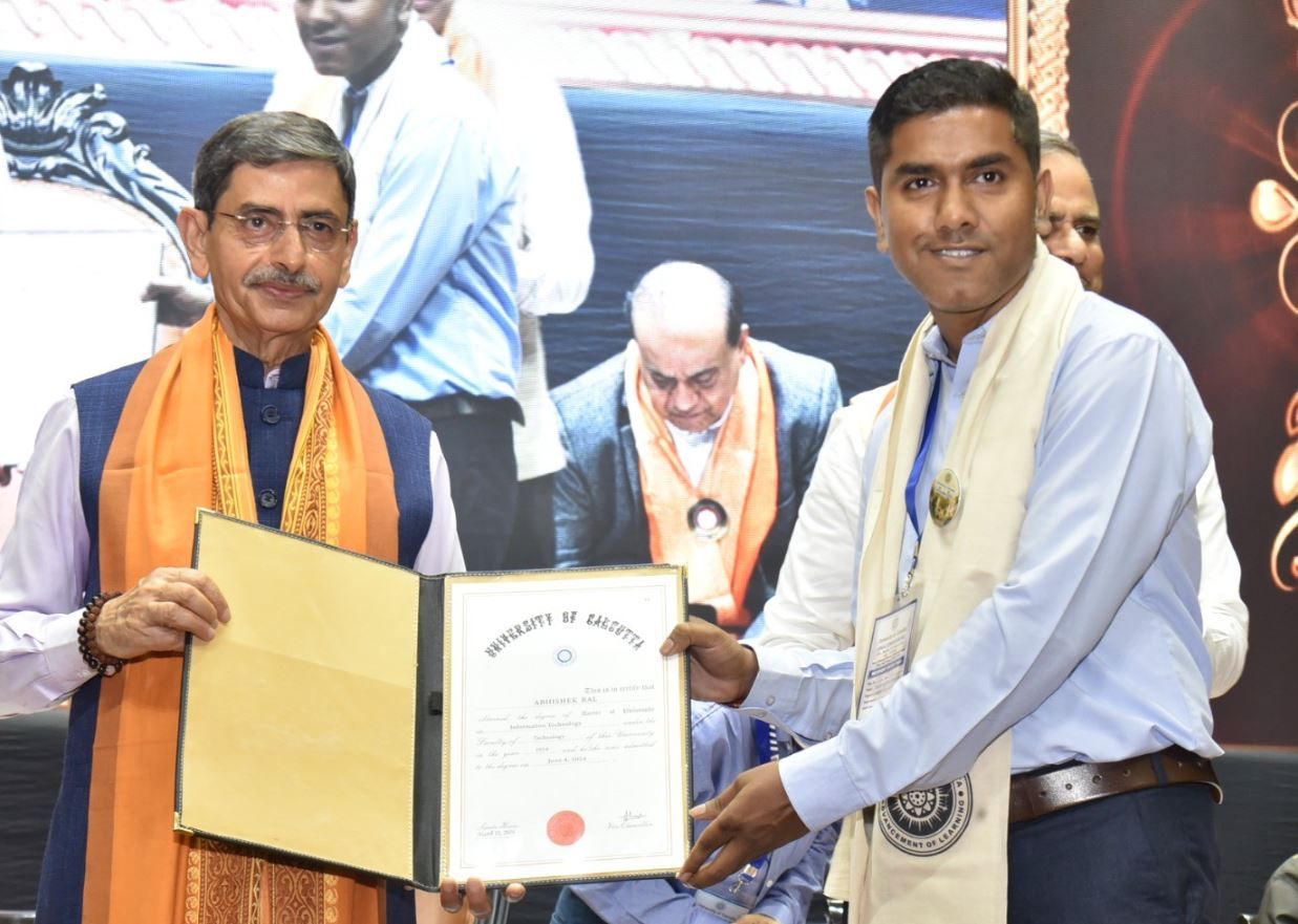 ছ’বছর পর কলকাতা বিশ্ববিদ্যালয়ে সমাবর্তন, শতবার্ষিকী ভবনে ডিগ্রি প্রদান ও সম্মাননা!