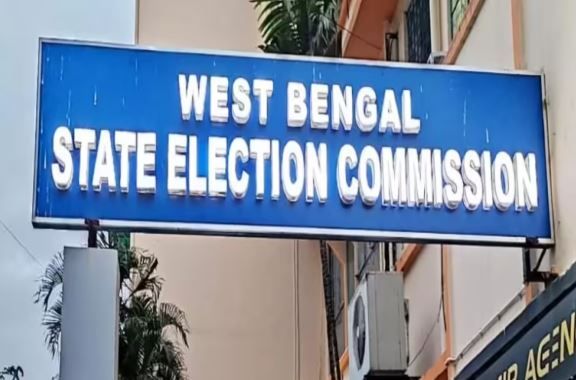 ভোটার তালিকায় চরম বিভ্রাট! ‘বিচারাধীন’ দেখাচ্ছে নাম, বিতর্কে নির্বাচন কমিশন!