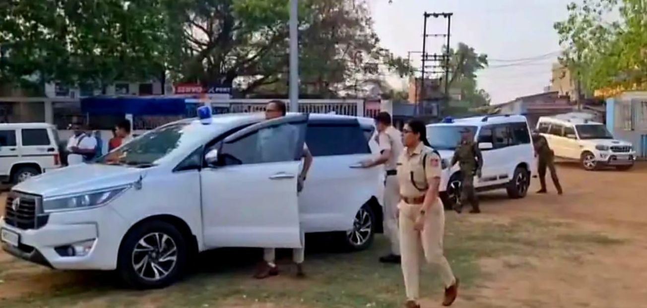 গড়বেতায় ৩১ মার্চ মুখ্যমন্ত্রীর সভা, প্রস্তুতি খতিয়ে দেখলেন পুলিশ সুপার!