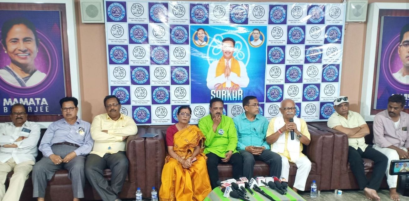 খড়গপুরে উন্নয়ন নিয়ে তৃণমূলের তোপ—দিলীপ ঘোষকে সরাসরি প্রশ্ন, “কি করেছেন এতদিন?