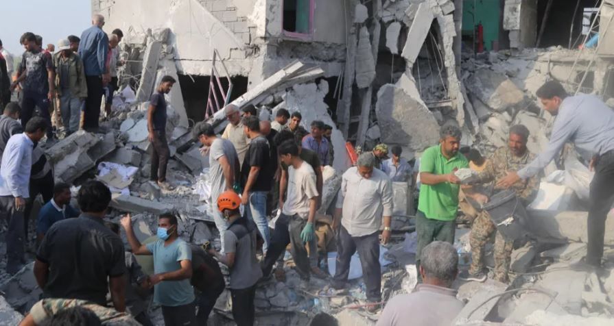 ইরানে মিনাবের স্কুলে মৃত্যু-বৃষ্টি: ১৬৫ শিশুর প্রাণহানি, বিশ্বজুড়ে ক্ষোভ!