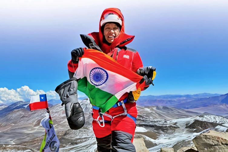 চার মাসের মধ্যেই ফের শৃঙ্গজয়! চিলি–আর্জেন্টিনা সীমান্তে ওজোস ডেল সালাডো জয় করে নজির বাঙালি অধ্যাপিকা অর্পিতা পাত্র!