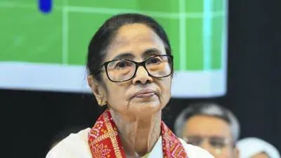 ভোটের আগে বড় সিদ্ধান্ত, একাধিক পদ থেকে ইস্তফা মুখ্যমন্ত্রীর!