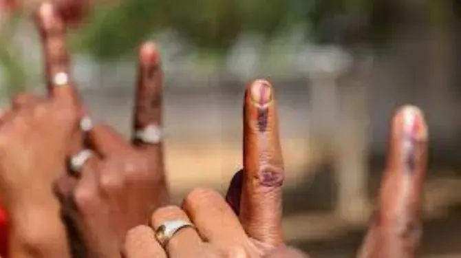 বিধানসভা ভোটের আবহে ভোটকর্মীদের বড় সুখবর, ভাতা ও খাবার খরচে নজিরবিহীন বৃদ্ধি কমিশনের!