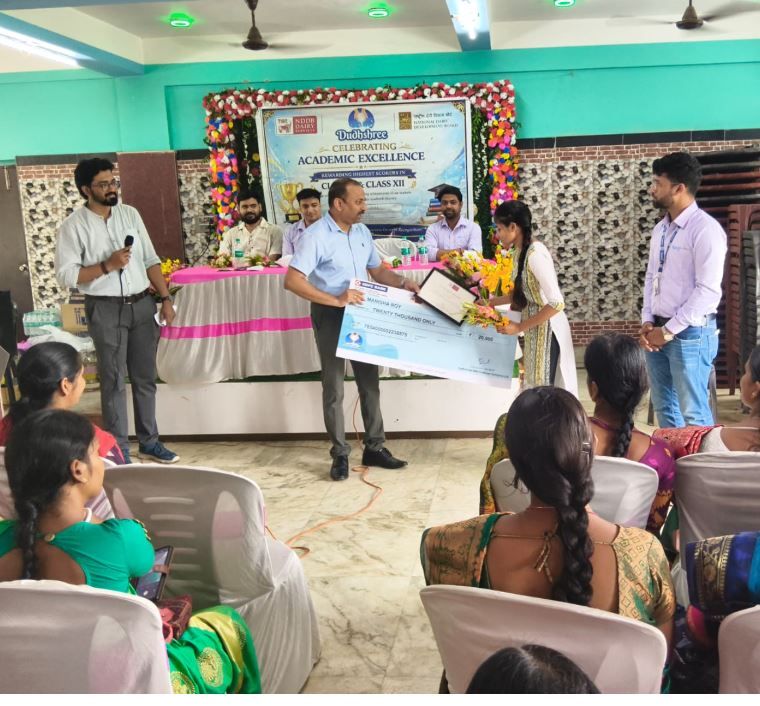 ‘দুধশ্রী’-র হাত ধরে স্বনির্ভরতার পথে হাজারো মহিলা—গ্রামবাংলায় বদলের নতুন দিশা!