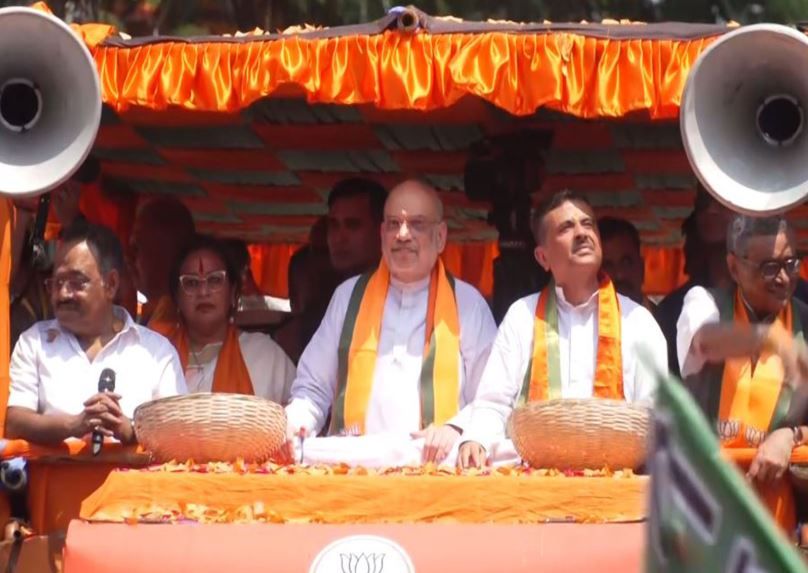 হাজরা মোড় থেকে শক্তিপ্রদর্শন, অমিত শাহকে পাশে নিয়ে ভবানীপুরে মনোনয়ন শুভেন্দুর!