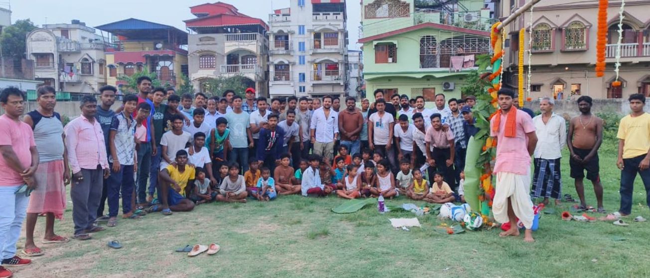 অক্ষয় তৃতীয়ায় ফুটবল ময়দানে ঐতিহ্যের ছোঁয়া! সেকপুরায় SB XI-র বার পুজোতে নতুন মরসুমের সূচনা!