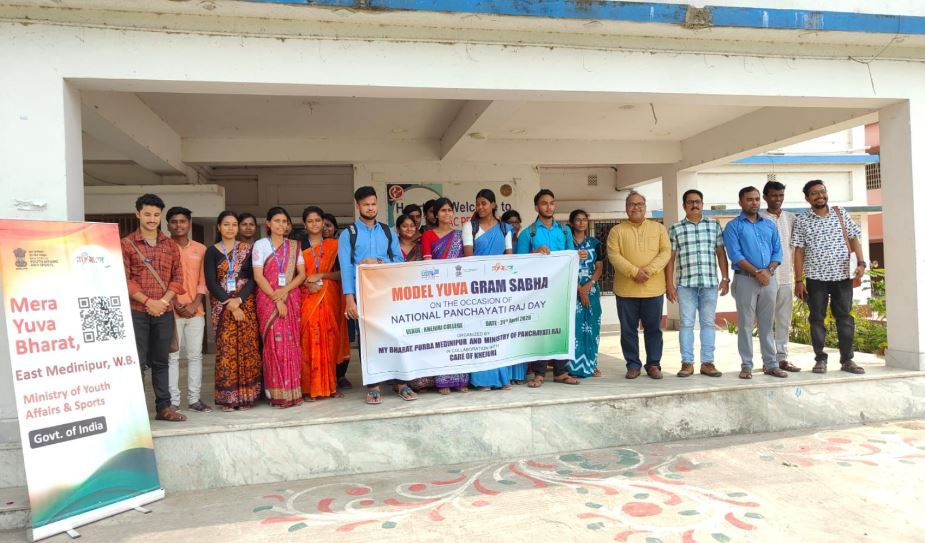 যুবশক্তিকে সঙ্গে নিয়ে স্বচ্ছ পঞ্চায়েত গঠনের ডাক—পূর্ব মেদিনীপুরে ‘মডেল যুব গ্রাম সভা’ সফল আয়োজন!