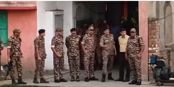 ভোটের দিনেই হাইভোল্টেজ তৎপরতা! সিআরপিএফ ডিজির সঙ্গে বৈঠকে ‘সিংহম’ অজয়পাল, জল্পনা তুঙ্গে!