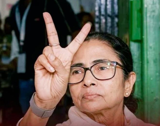 অবাধ ভোট না ‘অত্যাচারের দিন’? ভবানীপুরে বিস্ফোরক অভিযোগ মমতা বন্দ্যোপাধ্যায়ের!
