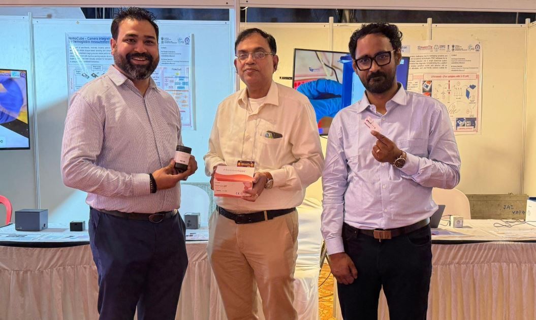 ICMR-এর সুপারিশ পেল IIT খড়গপুর-সমর্থিত HemoQR, রক্তাল্পতা নির্ণয়ে বড় সাফল্য!