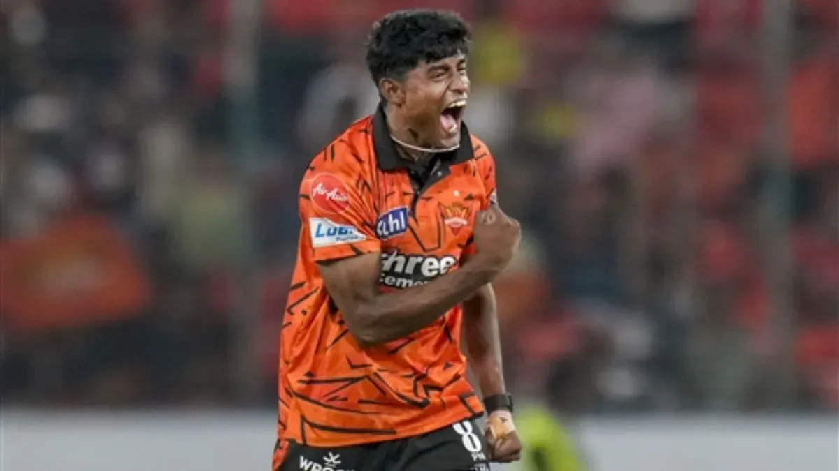 ছেলের জুতোর জন্য মায়ের গয়না বিক্রি, আজ আইপিএলে নায়ক সাকিবের চোখে জল আনা গল্প