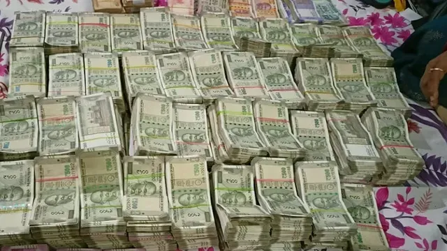 ভোটের আবহে কলকাতায় ইডি-র বড়সড় তল্লাশি, ব্যবসায়ীর বাড়ি থেকে উদ্ধার ₹১.২০ কোটি নগদ!