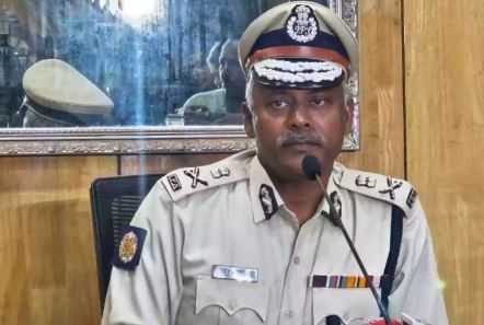 ভোটের আগে কলকাতায় কড়া পুলিশি নজরদারি, রাত ১০টা থেকে ২টো পর্যন্ত রাস্তায় সিনিয়র অফিসারদের থাকার নির্দেশ সিপির