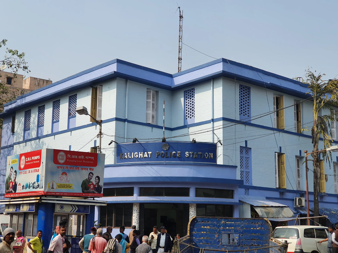 ভোটের মুখে পুলিশে বড়সড় রদবদল! কালীঘাট থানার ওসি সরাল নির্বাচন কমিশন