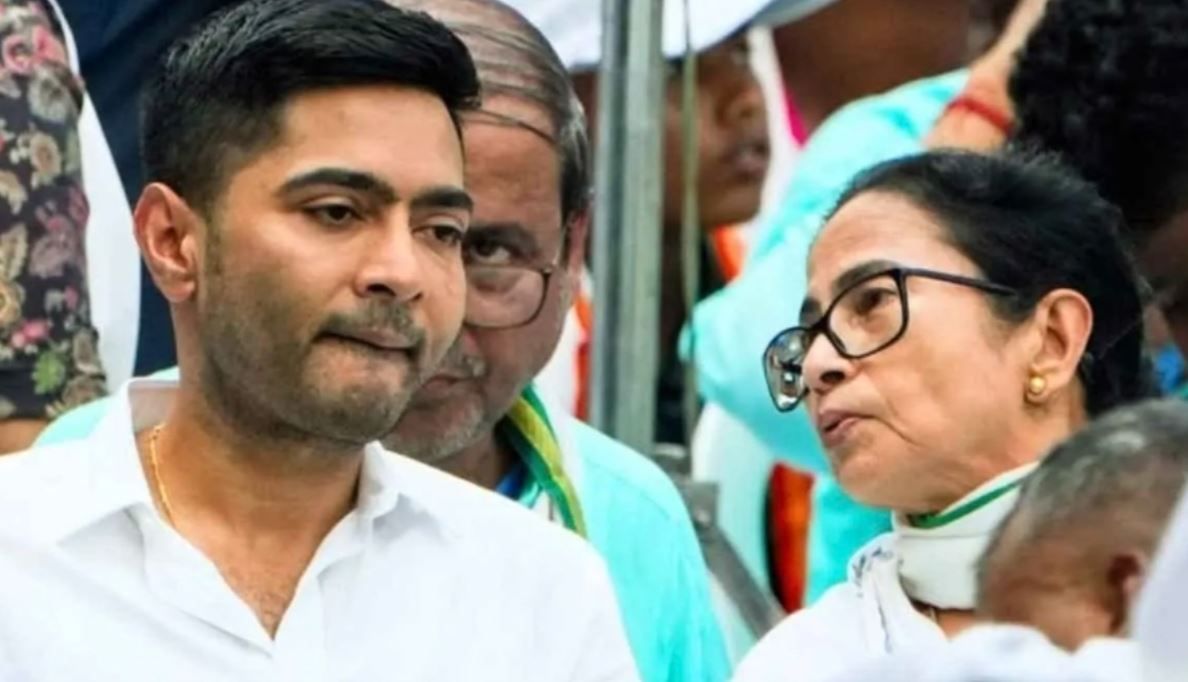 গণনা ঘিরে উত্তেজনা চরমে, মমতা–অভিষেকের বাড়ির সামনে কড়া নিরাপত্তা—মোতায়েন আধাসেনা!