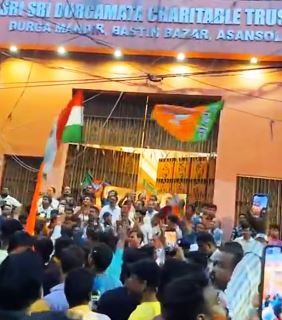 আসানসোলে খুলল বহুদিনের বন্ধ দুর্গা মন্দির! বিজেপির জয়ের পরই বদলের হাওয়া!