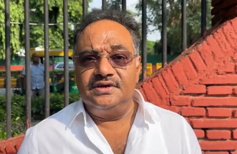 তৃণমূলের কাউকে দলে নয়”—ক্ষমতায় এসেই ‘বেনোজল’ ঠেকাতে কড়া বার্তা শমীক ভট্টাচার্যের!