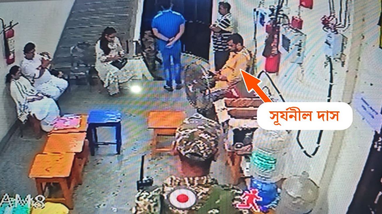 ভোট মিটতেই স্ট্রংরুমে তুমুল বিতর্ক, বৃষ্টির রাতেই তীব্র সংঘর্ষে উত্তাল কলকাতা!