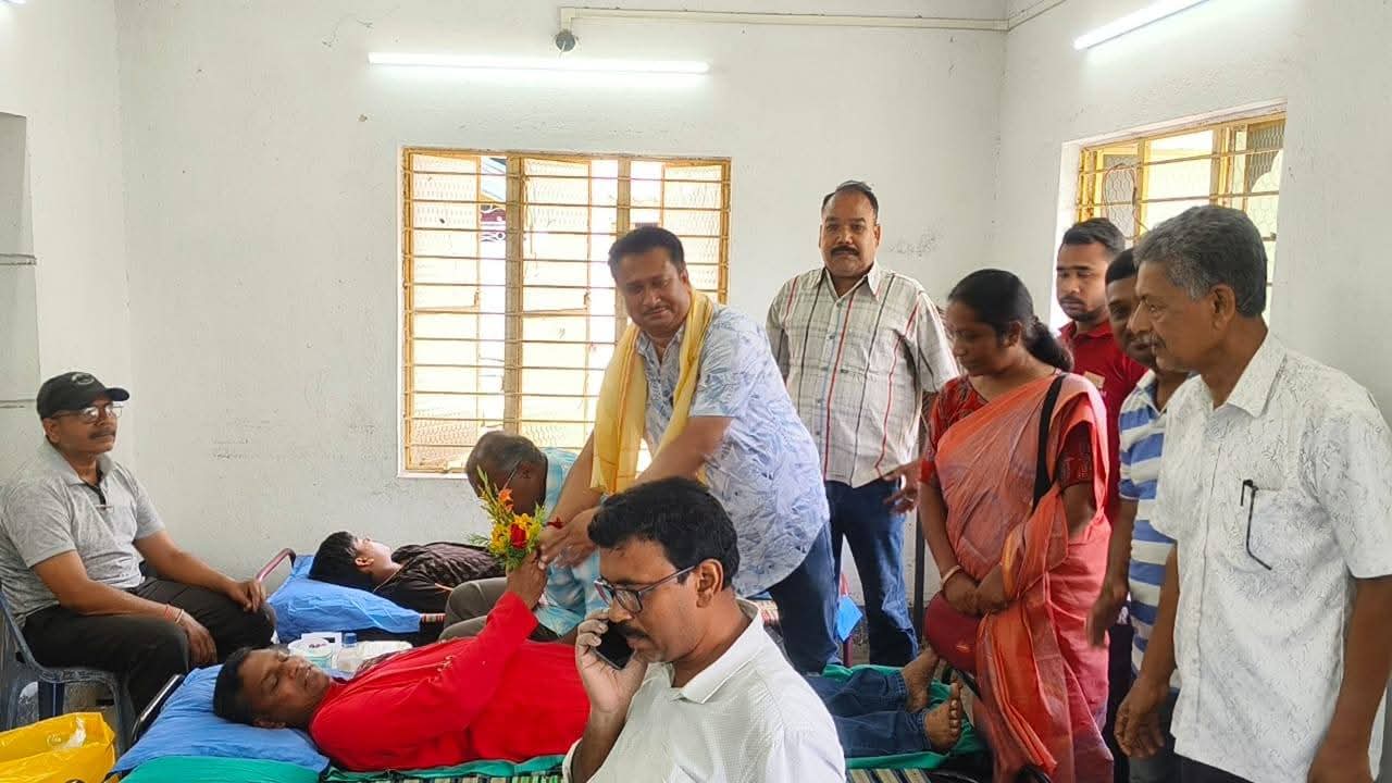 রক্তসংকটে মানবতার হাত বাড়াল নবীনাবাগ দিগন্ত ক্লাব, একদিনেই ৪৭ জনের রক্তদান