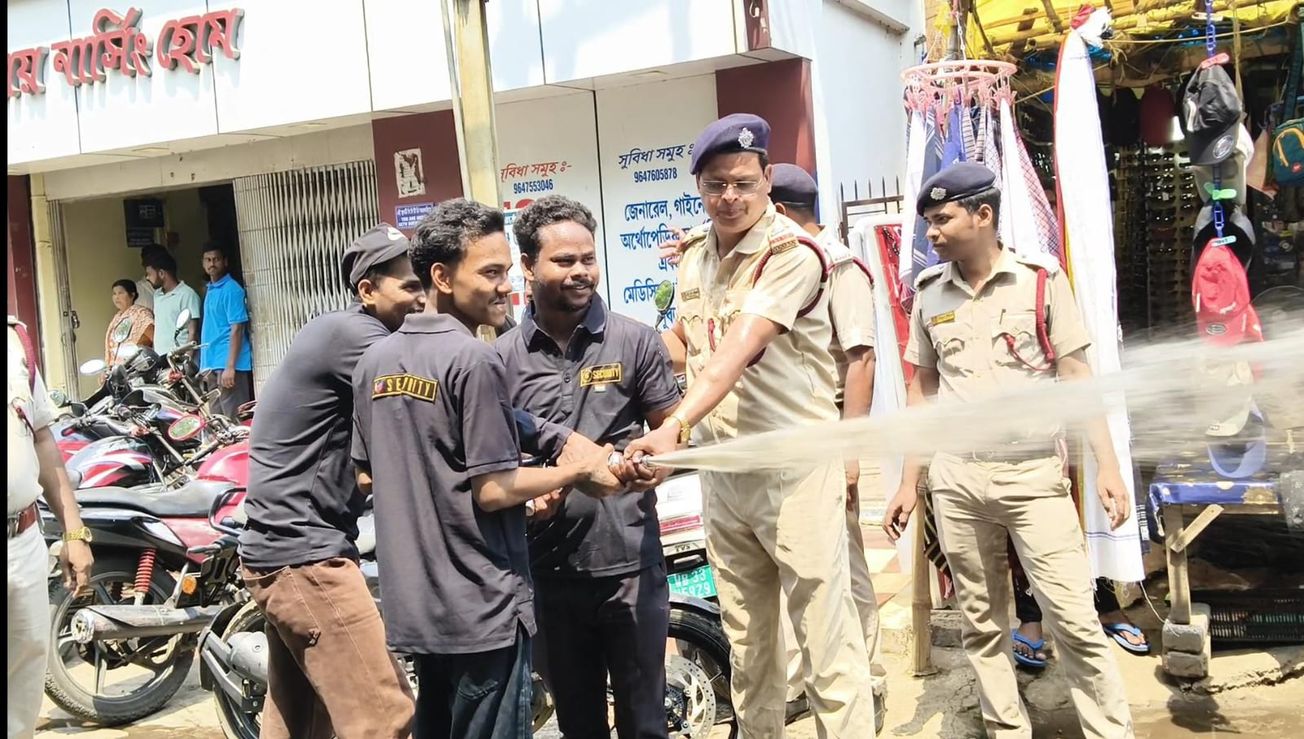 অগ্নিনির্বাপণ ব্যবস্থায় গাফিলতি নয়, মেদিনীপুরে কড়া নজর দমকলের!