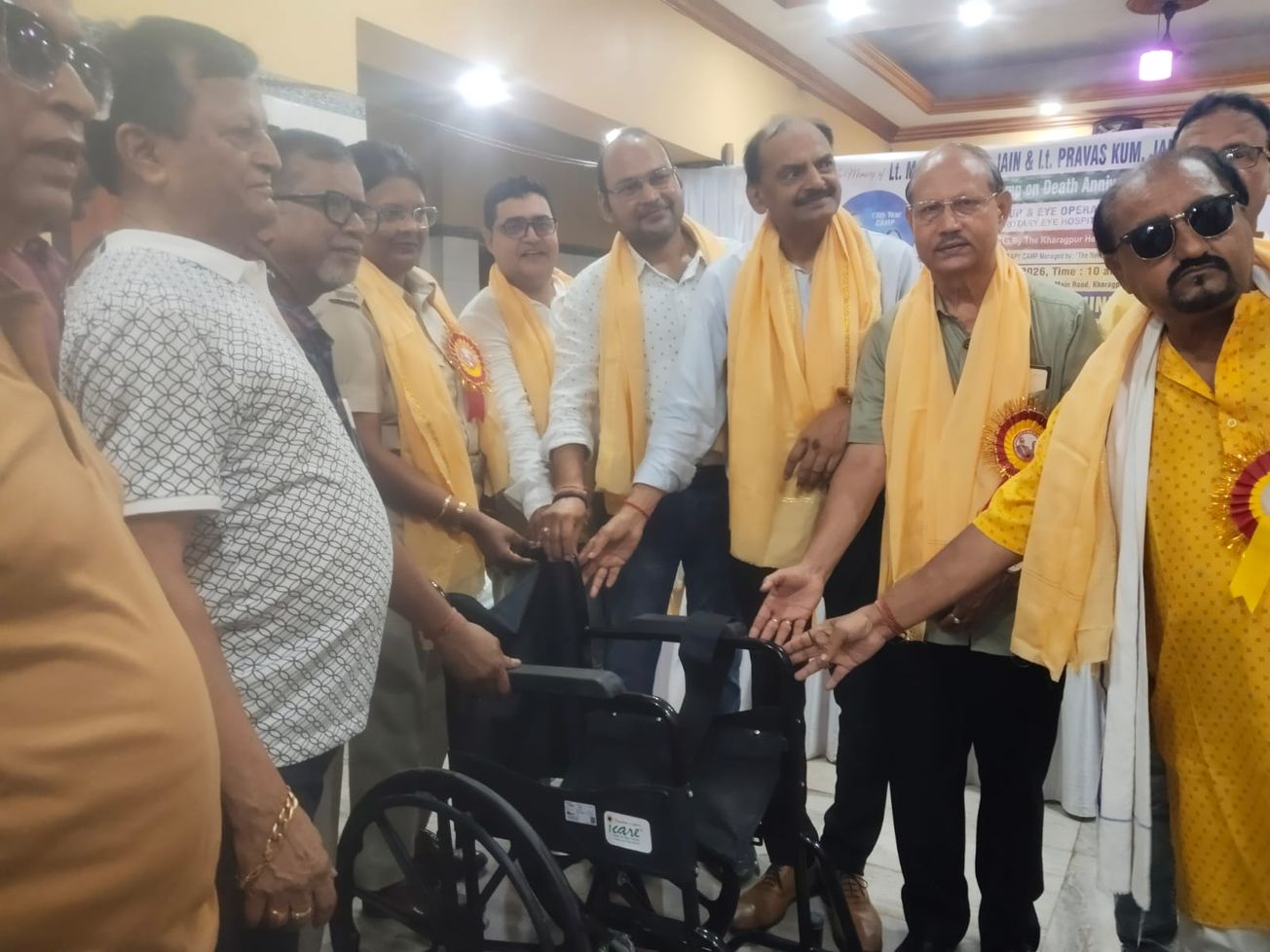 খড়গপুরে বৃহৎ স্বাস্থ্য পরীক্ষা শিবির, বিনামূল্যে ছানি অপারেশনের উদ্যোগও জৈন পরিবারের স্মৃতিতে!