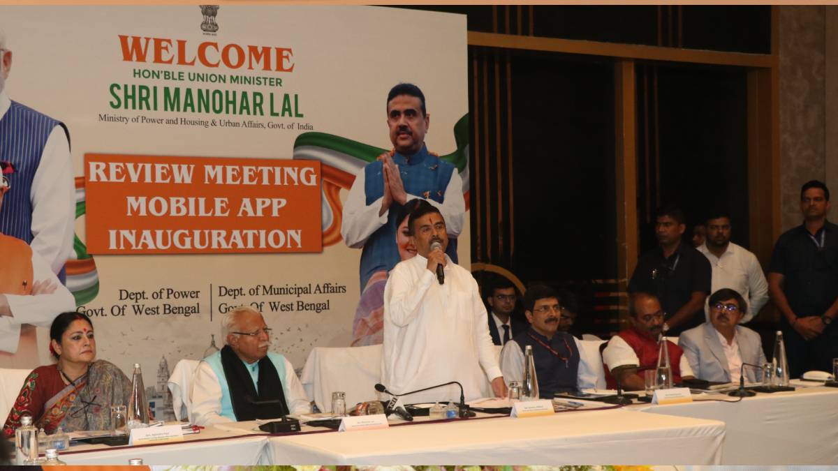 নাগরিক পরিষেবায় ডিজিটাল যুগের নতুন পদক্ষেপ, কলকাতায় ‘স্বচ্ছ অ্যাপ’-এর উদ্বোধন!