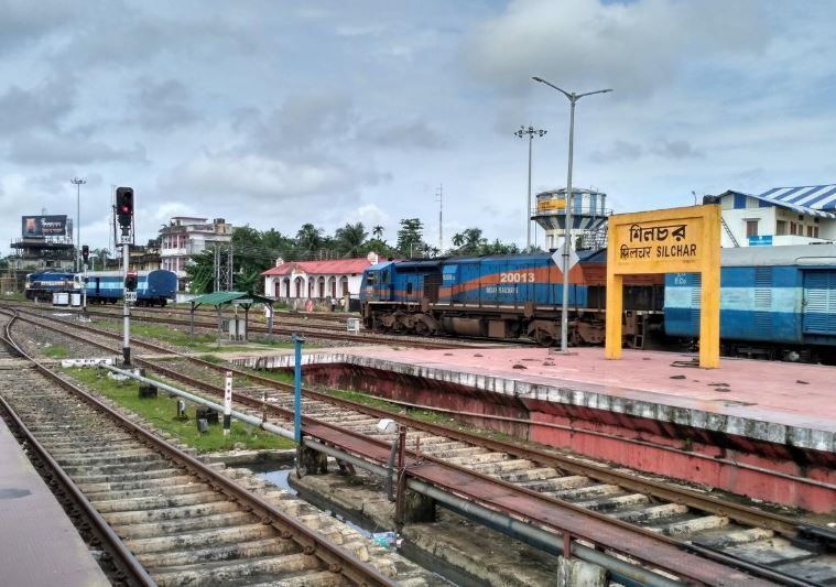 শিলচর-সাইরং ট্রেনে বাড়ছে যাত্রী দুর্ভোগ, অতিরিক্ত বগি ও কড়া নজরদারির দাবিতে সরব যাত্রীরা!