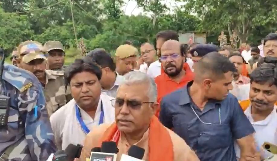 ডেবরার দলপতিপুরে প্রস্তাবিত মিমুল কারখানার জমি পরিদর্শন, উপস্থিত মন্ত্রী দিলীপ ঘোষ!